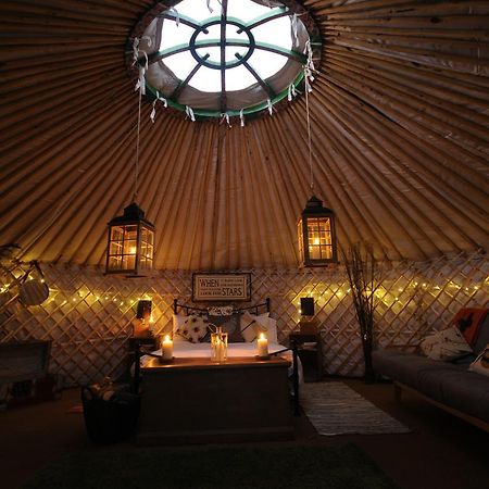 ホテル Glamping On The Hill Mells エクステリア 写真