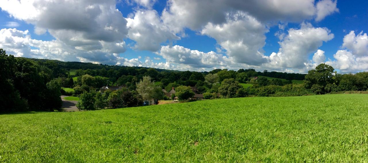 ホテル Glamping On The Hill Mells エクステリア 写真
