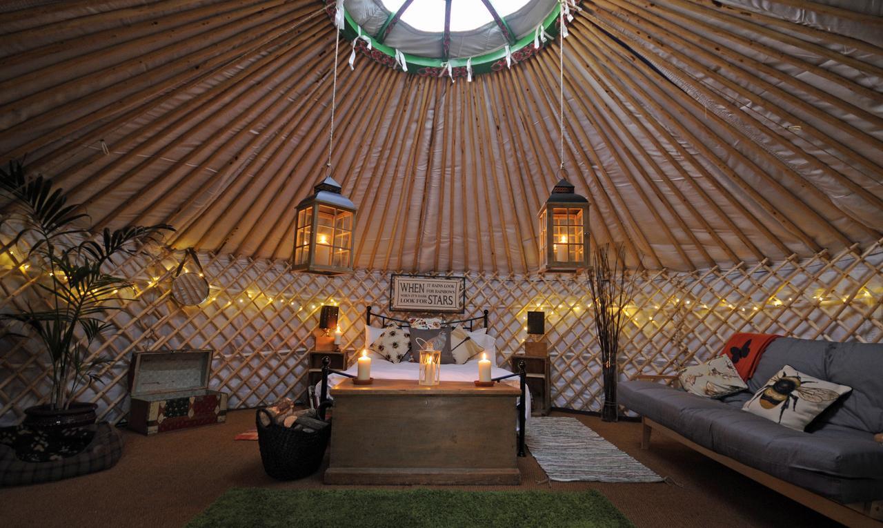 ホテル Glamping On The Hill Mells エクステリア 写真